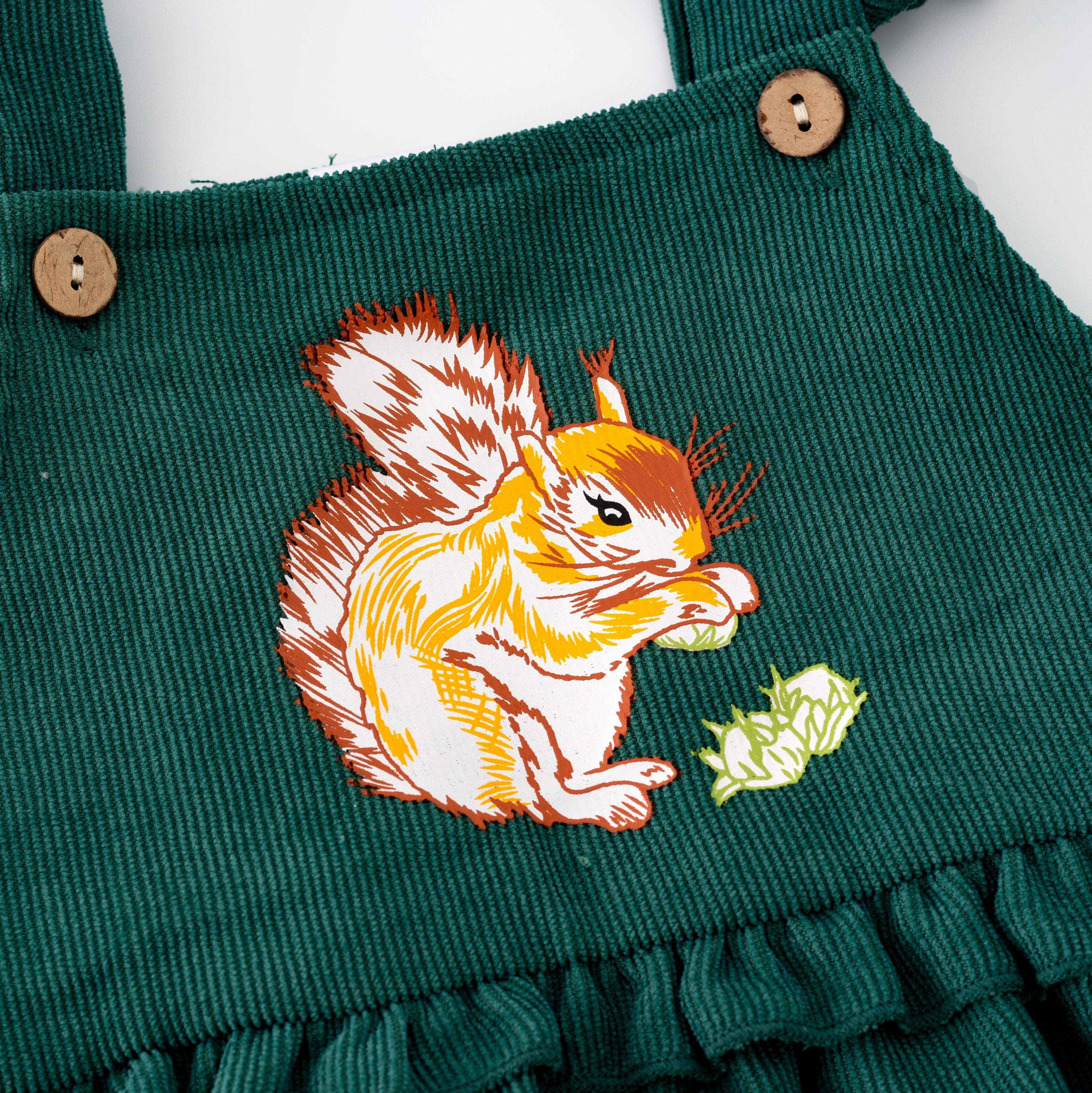Fall Squirrel Embroidred Green Corduroy Pinafore Dress 7 Years Fall Squirrel Embroidred Green Corduroy Pinafore Dress 7 Years