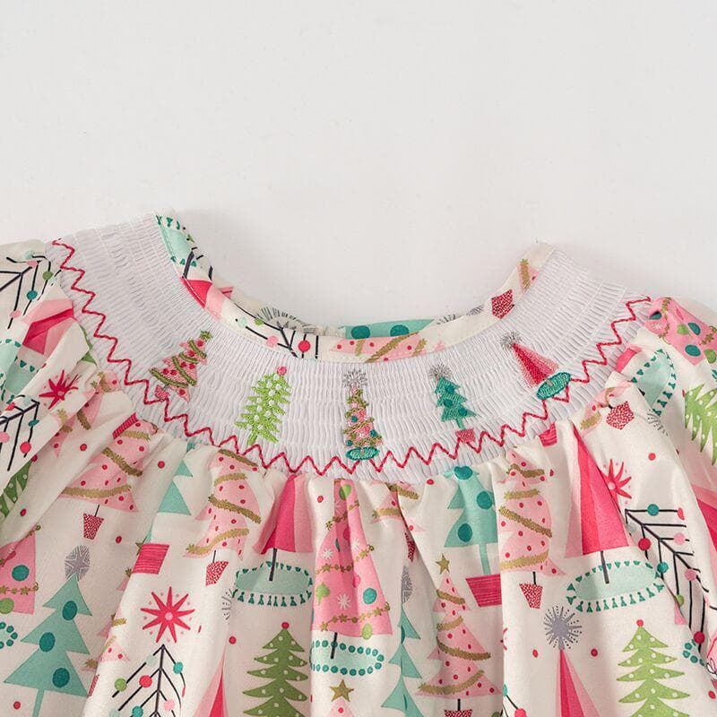 Christmas Smocked Vintage Tree Dress 4 Years Christmas Smocked Vintage Tree Dress 4 Years